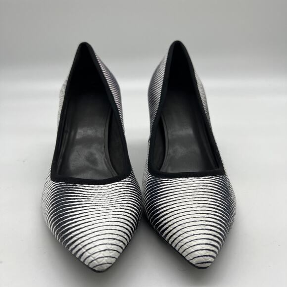 Lori Goldstein Collection Novelty Pumps Size 11 M Zebra Print Leather - Picture 5 of 9